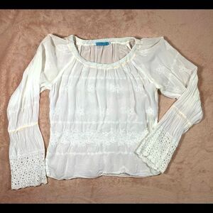 Vintage Johnny Was White Floral Embroidered Blouse